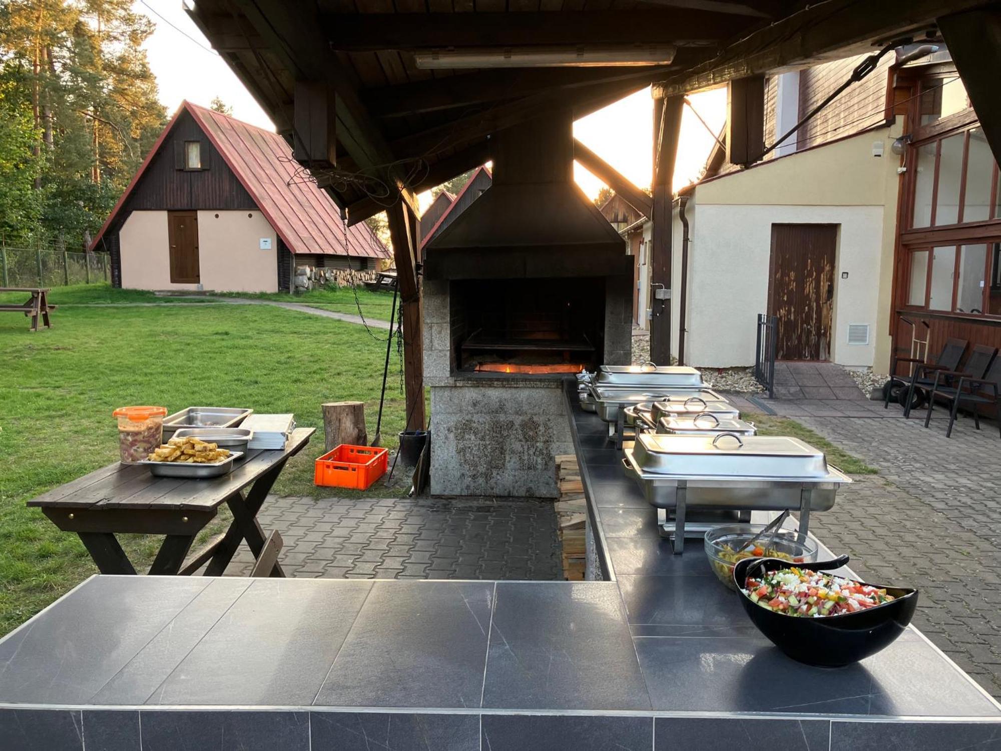 Raj Sportovni A Rekreacni Resort Branzez Kněžmost المظهر الخارجي الصورة
