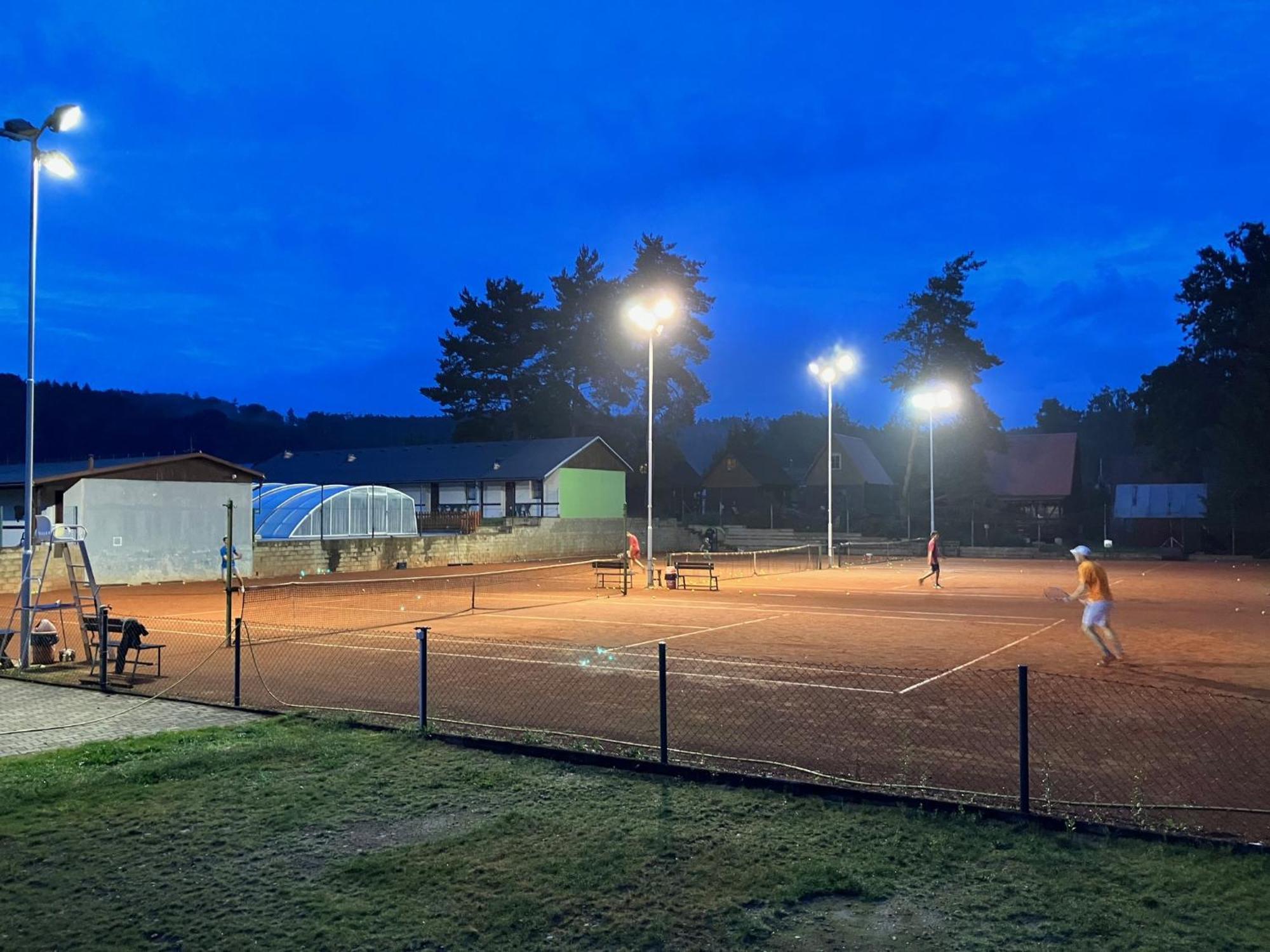 Raj Sportovni A Rekreacni Resort Branzez Kněžmost المظهر الخارجي الصورة