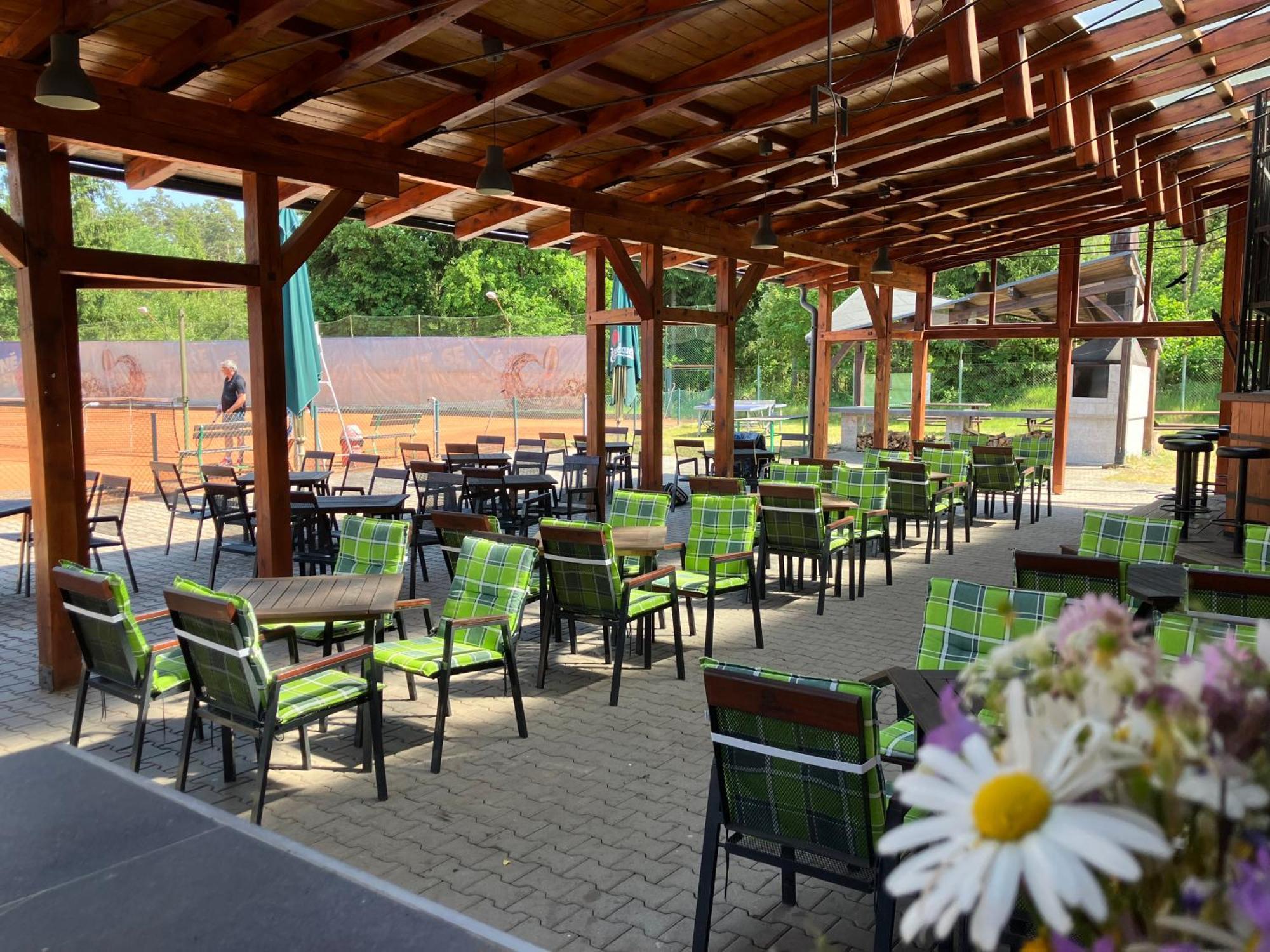 Raj Sportovni A Rekreacni Resort Branzez Kněžmost المظهر الخارجي الصورة