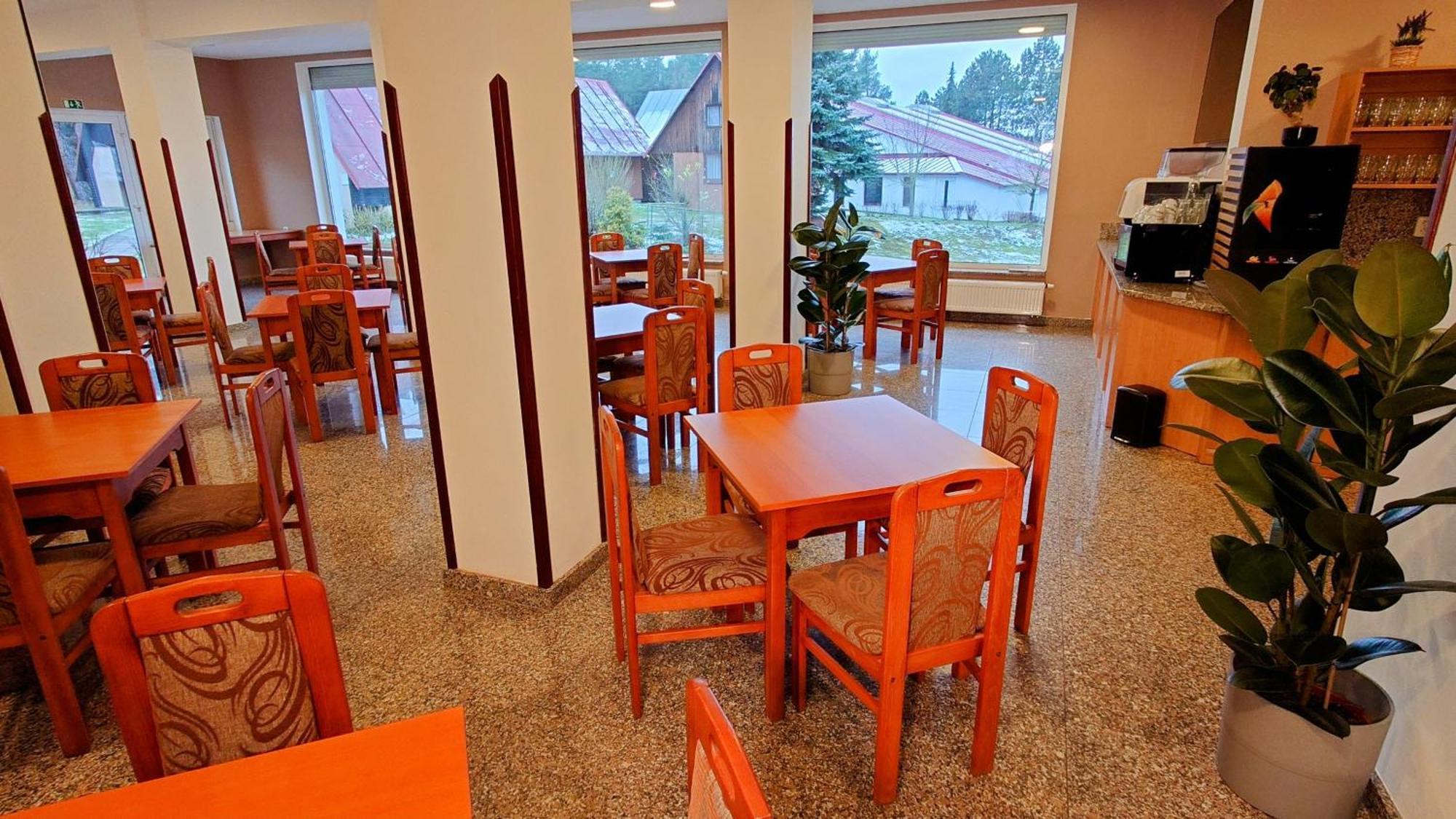 Raj Sportovni A Rekreacni Resort Branzez Kněžmost المظهر الخارجي الصورة