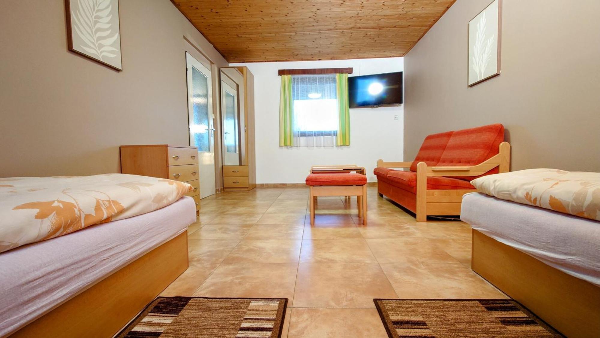 Raj Sportovni A Rekreacni Resort Branzez Kněžmost المظهر الخارجي الصورة