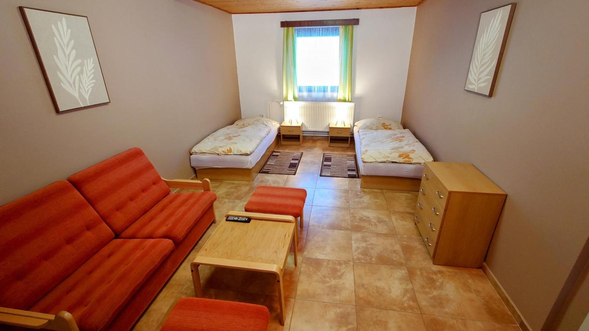 Raj Sportovni A Rekreacni Resort Branzez Kněžmost المظهر الخارجي الصورة